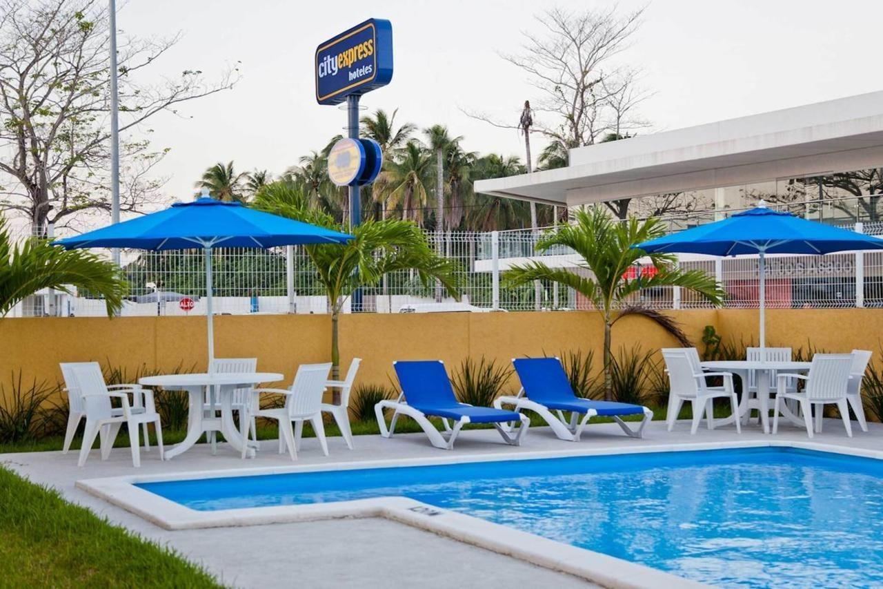 City Express By Marriott Paraíso المظهر الخارجي الصورة