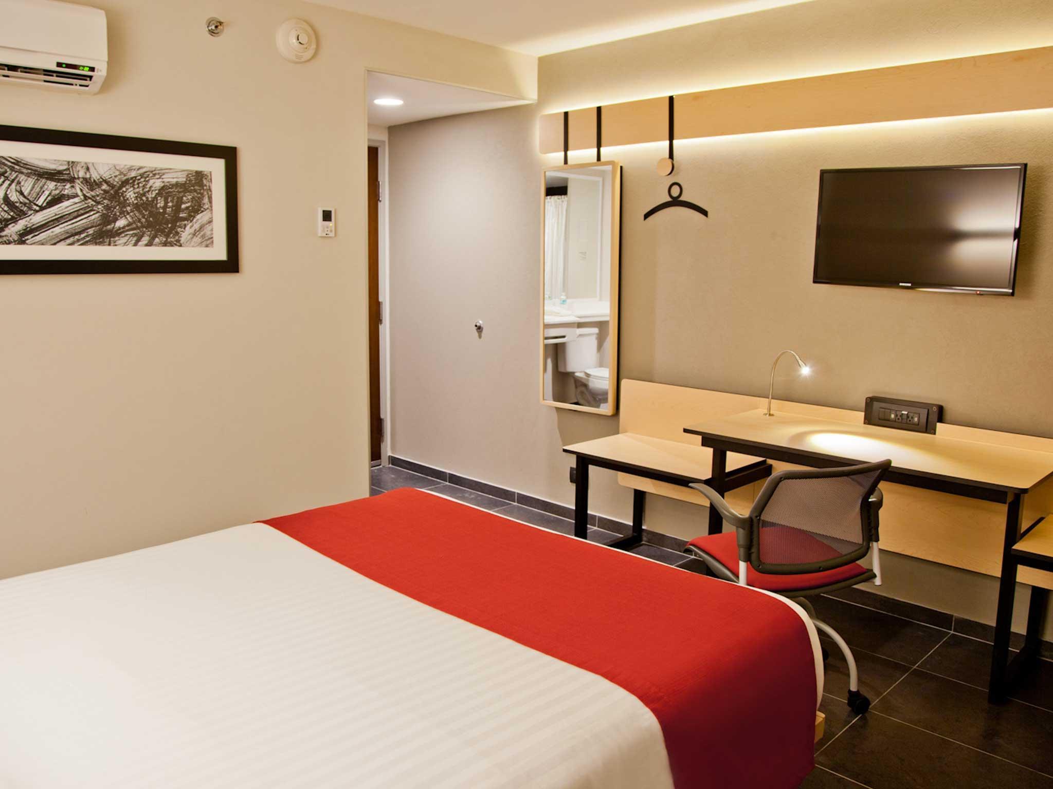 City Express By Marriott Paraíso المظهر الخارجي الصورة