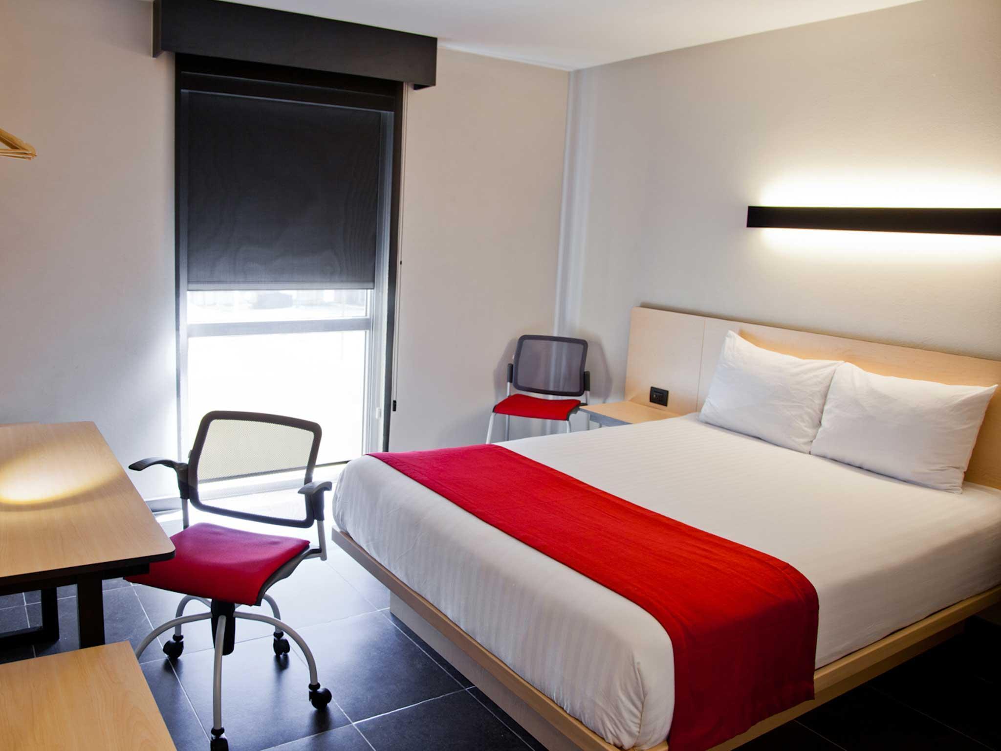 City Express By Marriott Paraíso المظهر الخارجي الصورة