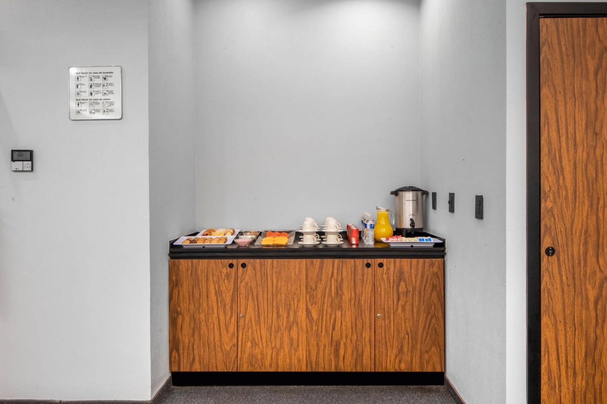 City Express By Marriott Paraíso المظهر الخارجي الصورة